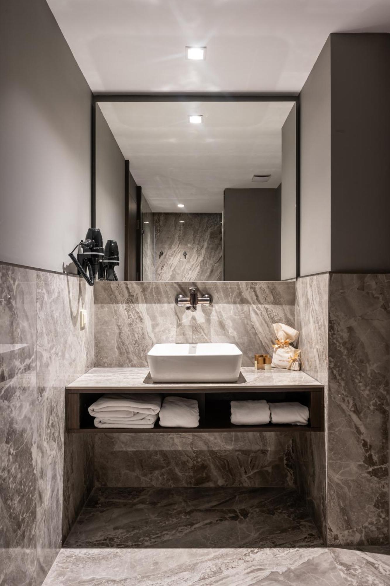 Noble Pangalti Hotell Istanbul Eksteriør bilde