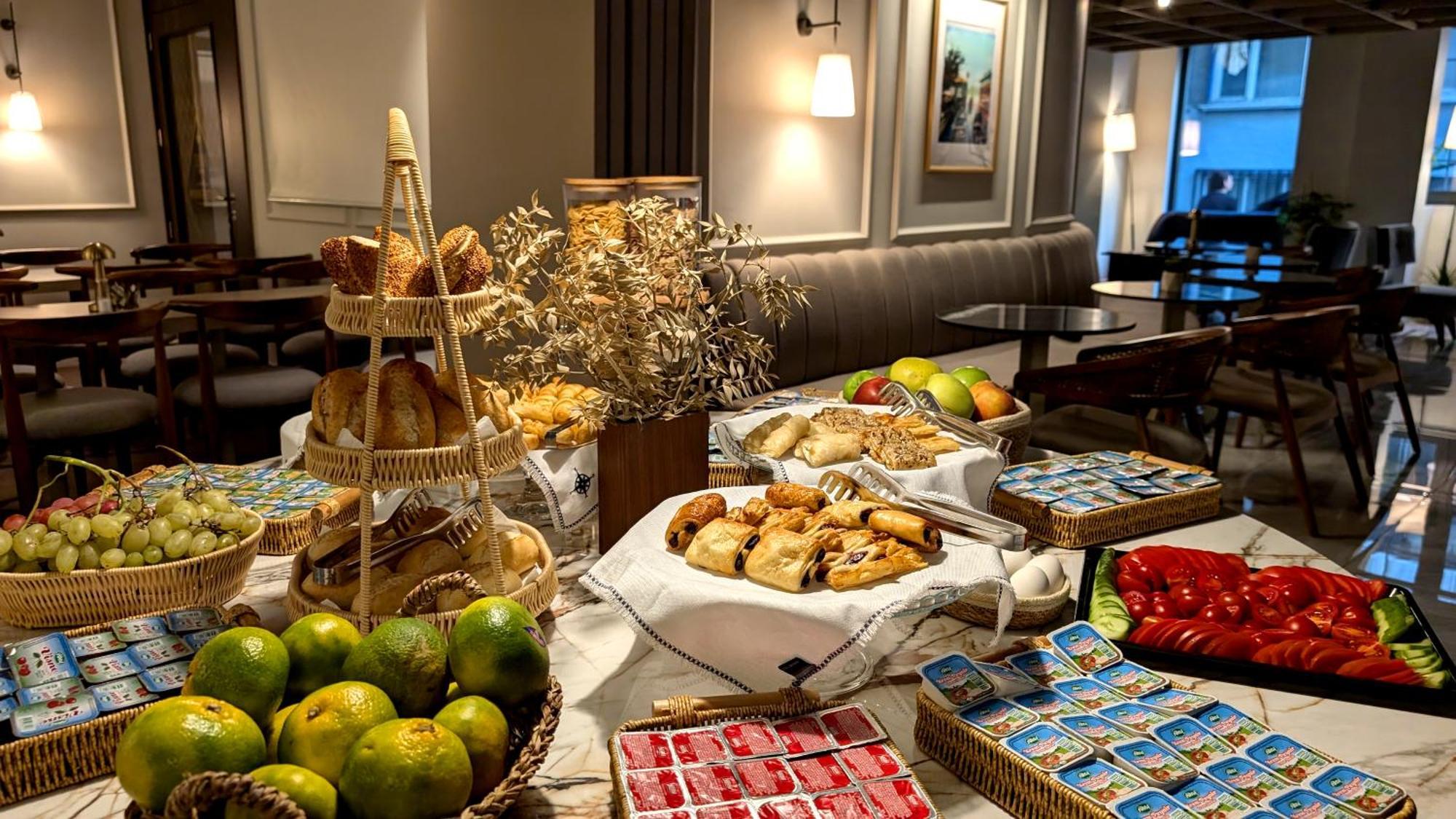 Noble Pangalti Hotell Istanbul Eksteriør bilde