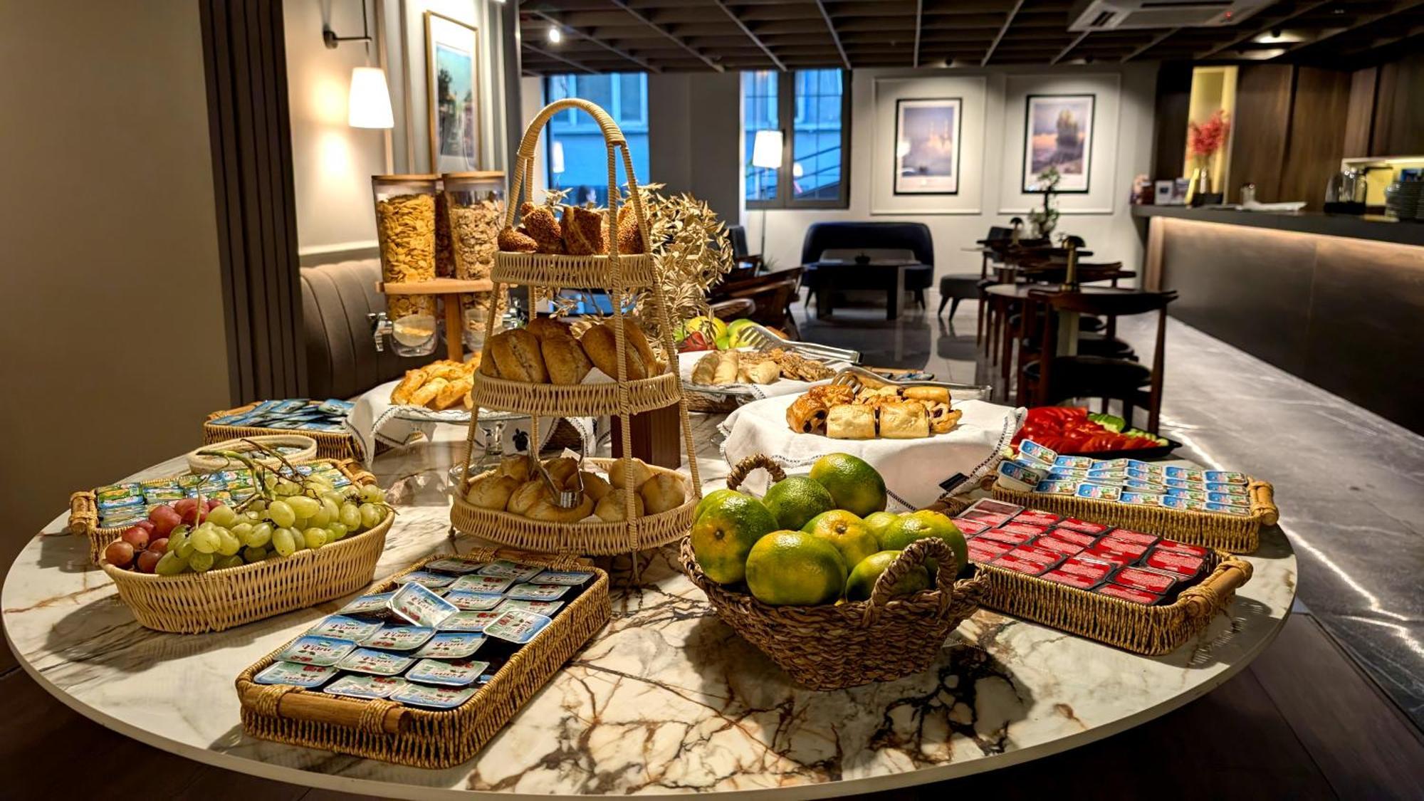 Noble Pangalti Hotell Istanbul Eksteriør bilde